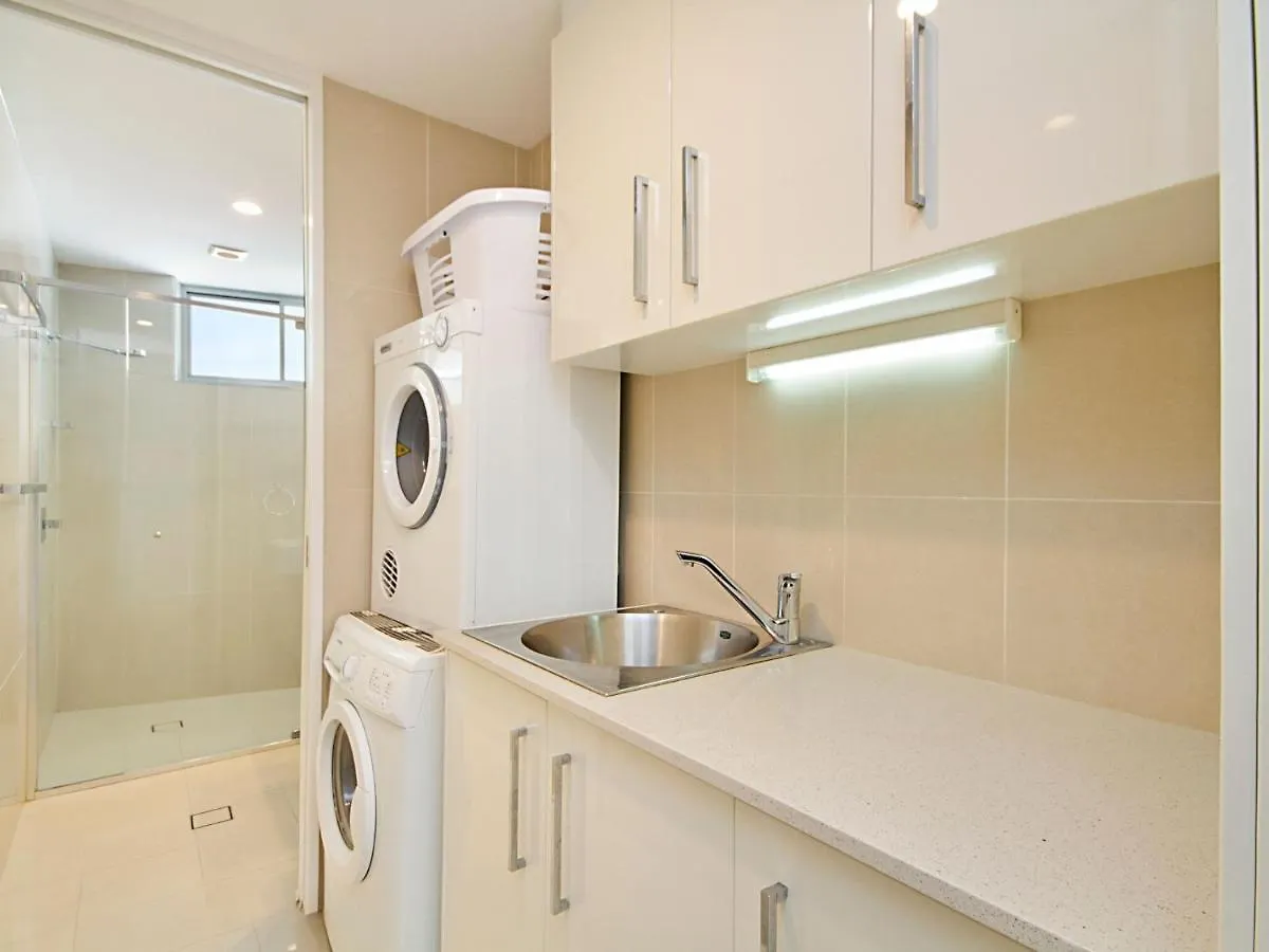 Nielsen On The Park Unit 1A 2 Bed Apartment Coolangatta Australia